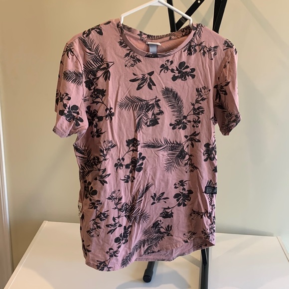 S Urban Planet “Hawaiian” shirt - Picture 1 of 3